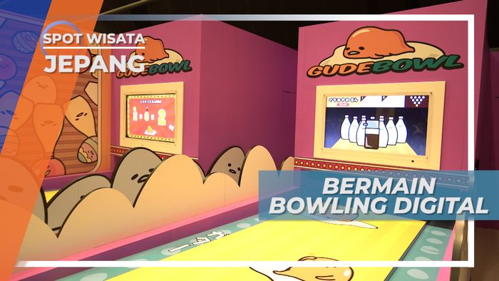 Bermain Bowling Digital di Sanrio Puroland Tokyo Jepang
