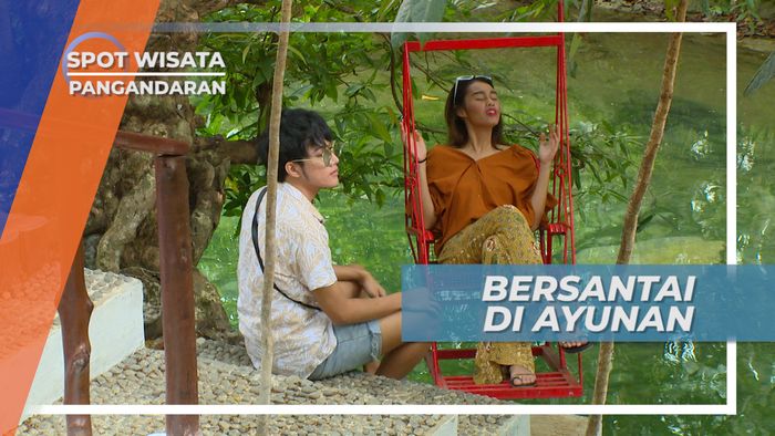 Menikmati Waktu Bersantai di Area Penginapan, Pangandaran