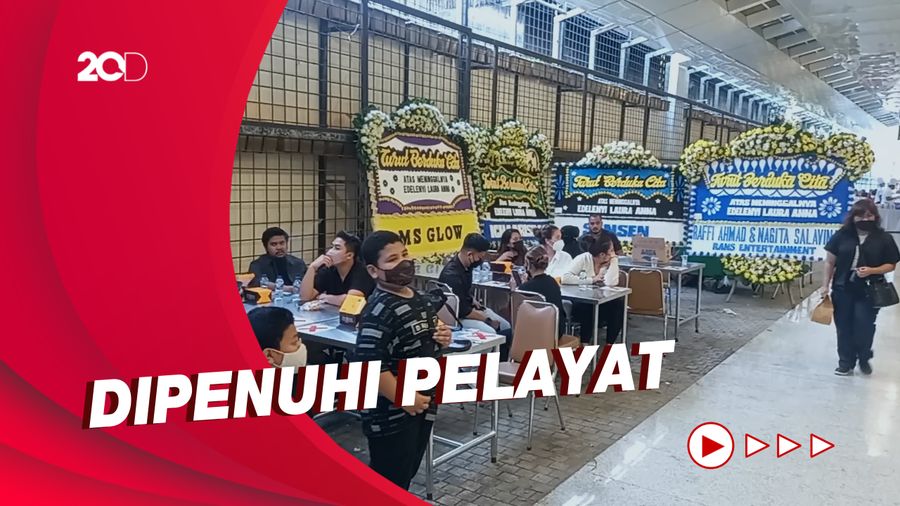 Rachel Vennya hingga Awkarin Datang ke Rumah Duka Laura Anna