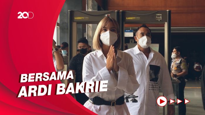 Hadiri Sidang Kasus Narkoba, Nia Ramadhani: Doain Ya