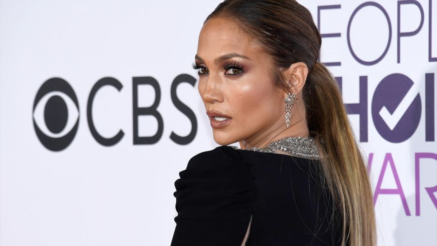 J-lo Tak Mau Kompromi Soal Sepatu