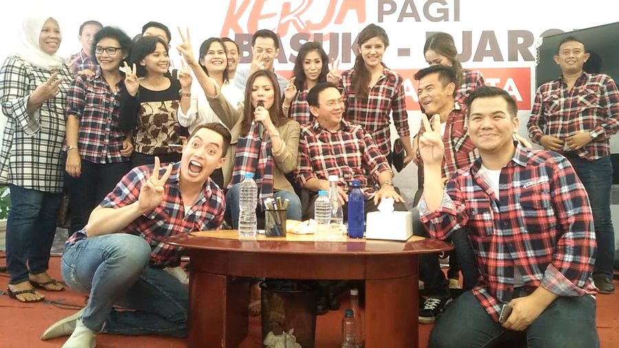Ahok Kedatangan Artis Manis dan Pendiri Kaskus