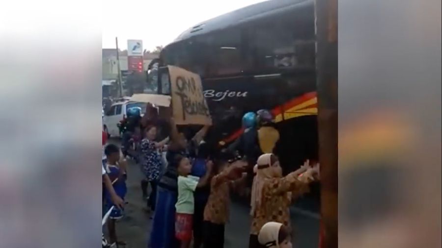 Ini Asal Mula Om Telolet Om yang Kini Jadi Fenomena Dunia