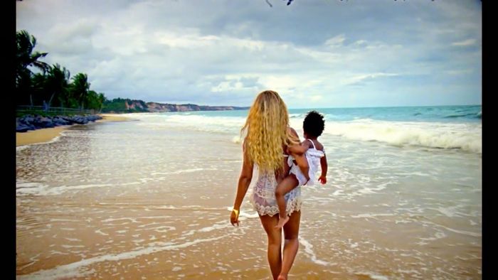 Beyonce Hamil Anak Kembar