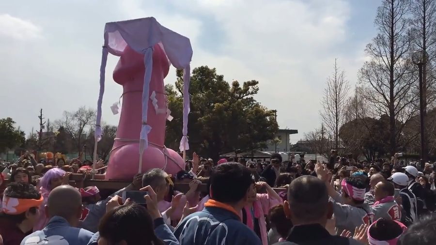 Ada Festival Penis di Jepang, Meriah Banget!
