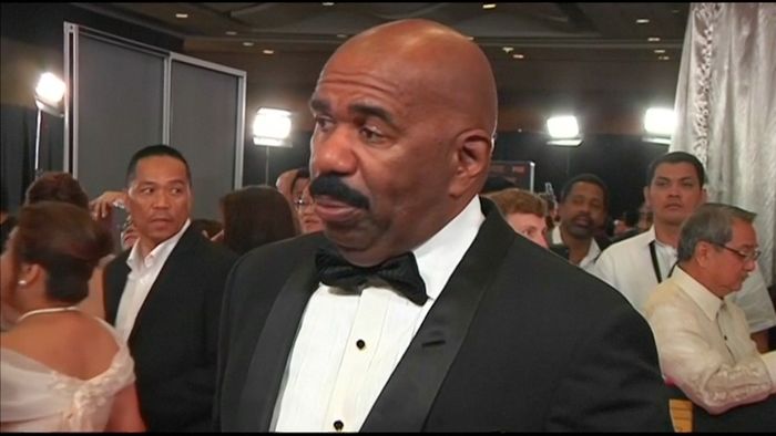 Pernah Salah, Kali Ini Steve Harvey Benar Sebut Nama Pemenang Miss Universe