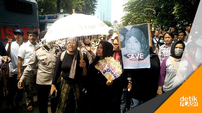 Di Tengah Kunjungan Raja Salman, Kedubes Arab Didemo