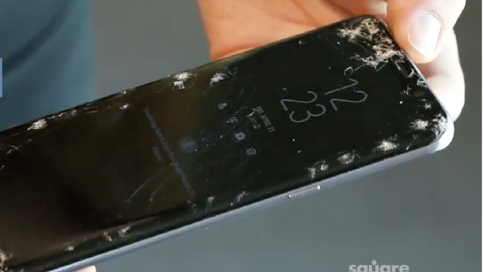 Ini Akibatnya Jika Samsung Galaxy S8 Jatuh