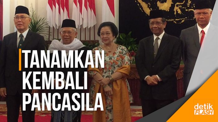 Sah! Jokowi Lantik Megawati Jadi Pengarah UKP Pancasila