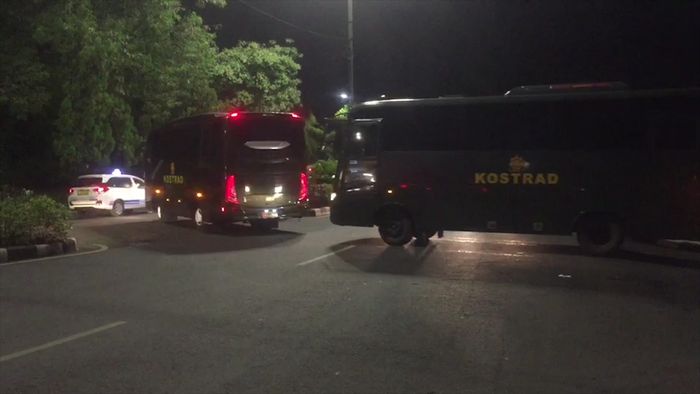 Keluarga Timnas Tiba di Lanud Halim 