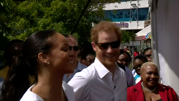 Pangeran Harry dan Rihanna Tes HIV Bareng di Barbados