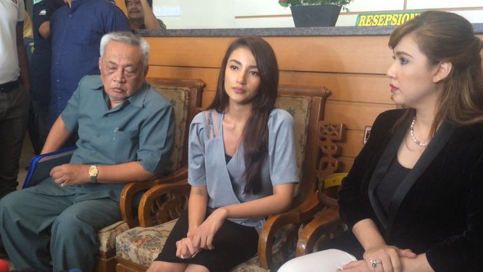 Sambil Tahan Tangis, Ini Curahkan Hati Tsania Marwa