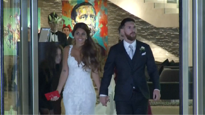 Gaun Mewah Istri Lionel Messi Dapat Perlakuan Khusus