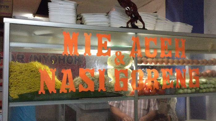 Menjajal Mie Aceh Super Pedas di Mie Aceh Bang Har
