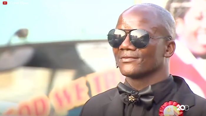 Farai Mushayademo, Penjual Air Minum Paling Modis di Zimbabwe