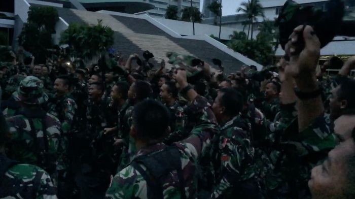 Aksi Keren Yonzipur Kodam III/Siliwangi Usai Bertugas