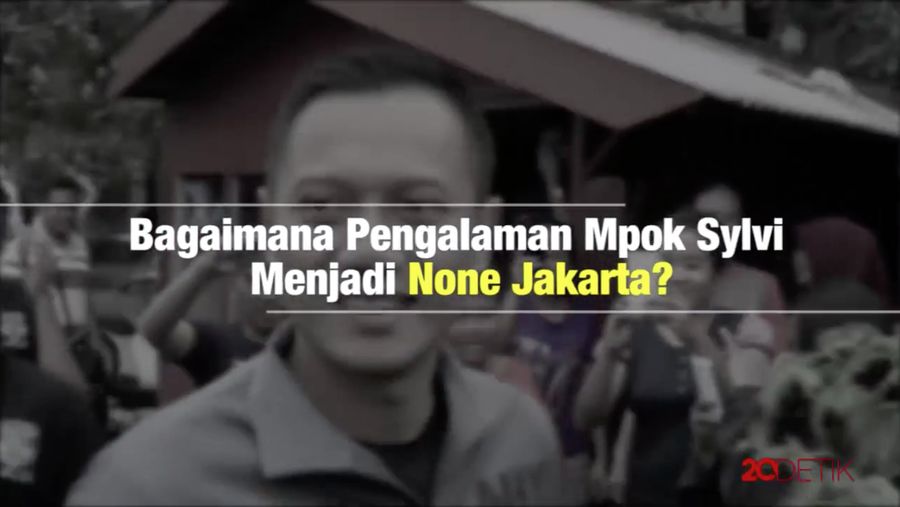Blak-blakan: Pengalaman Mpok Sylvi Jadi None Jakarta