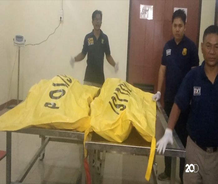 Terduga Teroris Jatiluhur Tiba di RS Polri