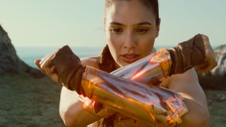 Ketika Wonder Woman dan Thor Saling Puji di Twitter