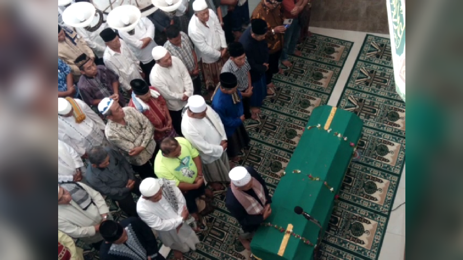 Pemakaman Bambang Gentolet Berlangsung Khidmat