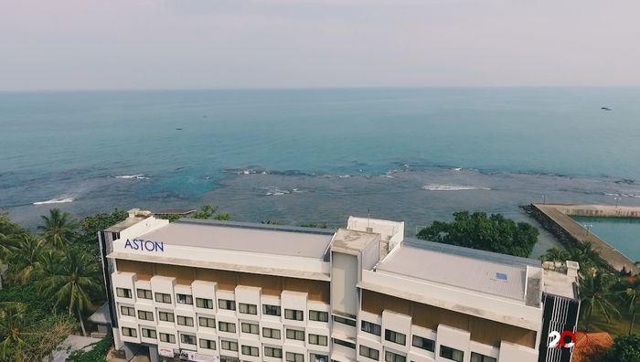 Menikmati Sunset di Hotel Pesisir Pantai Anyer