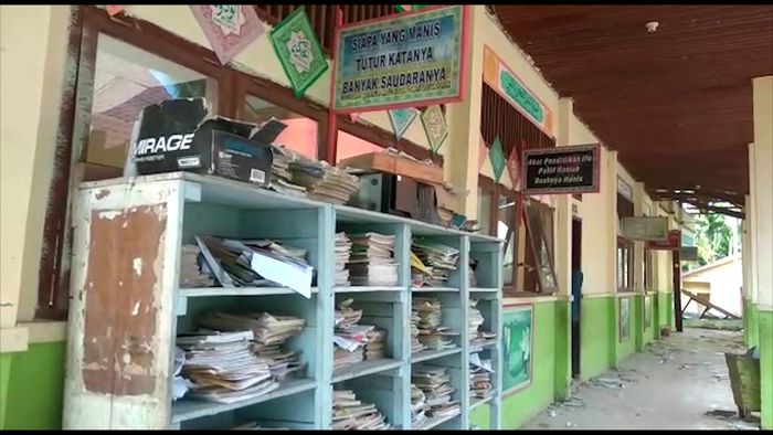 Batal Ujian Akibat Sekolah Rusak