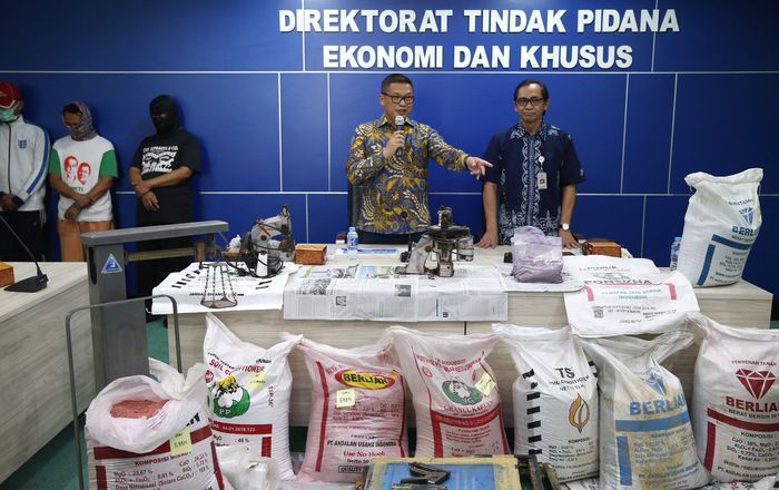 Bareskrim Bongkar Pabrik Pupuk Palsu 
