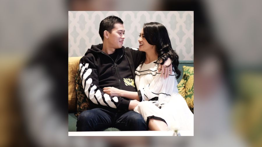 Suami Ririn Ekawati Meninggal Dunia