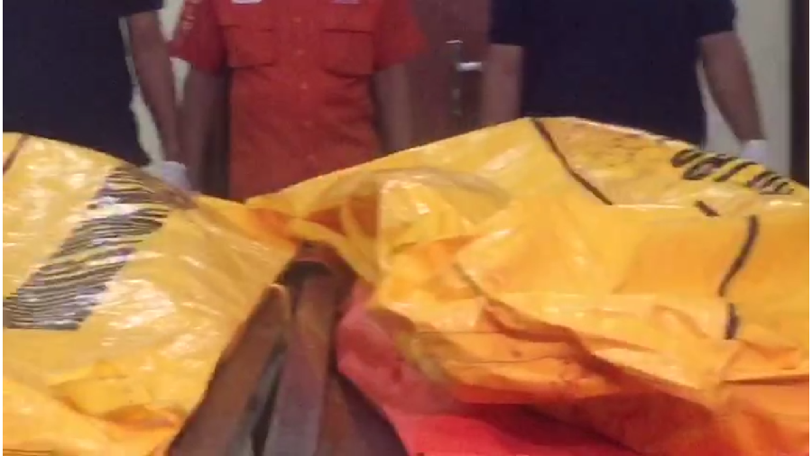 3 Jenazah Terduga Teroris Tangsel Tiba di RS Polri  