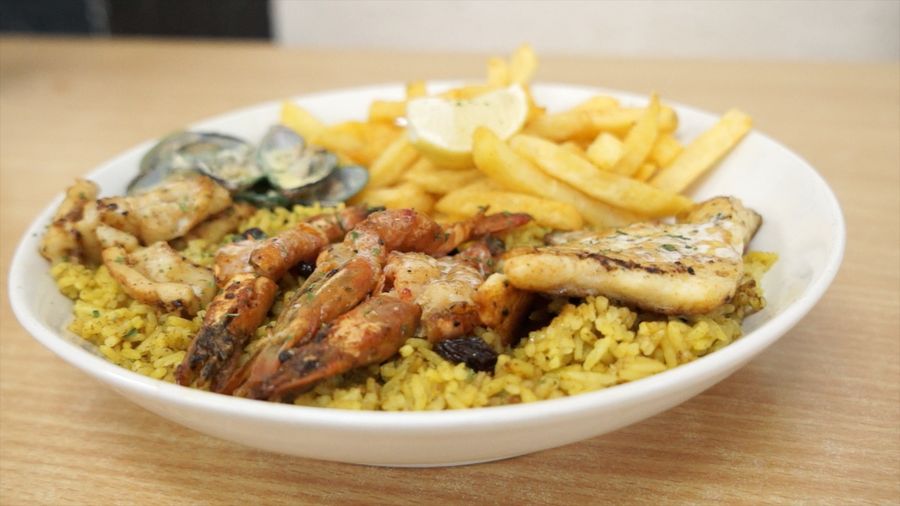 Menyantap Fish and Chips Murah Meriah di Fish Streat