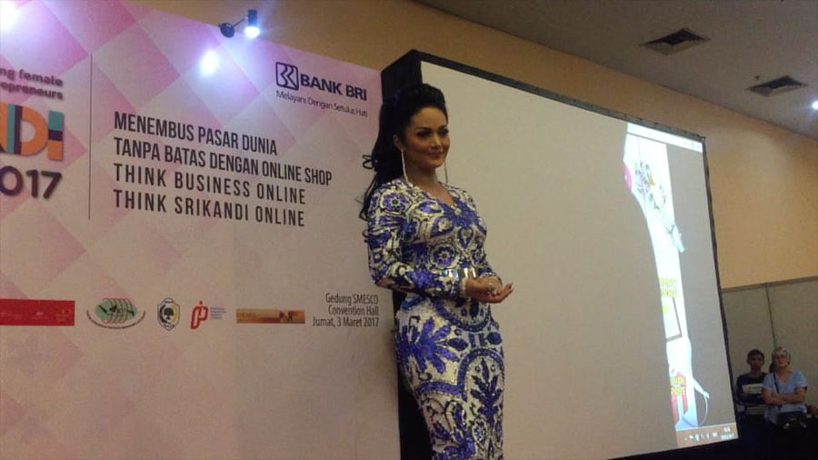 Sehari-hari, Krisdayanti Tak Melulu Pakai Makeup