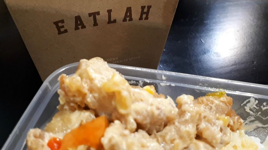 Enaknya Salted Egg Chicken Rice Gaya Singapura 