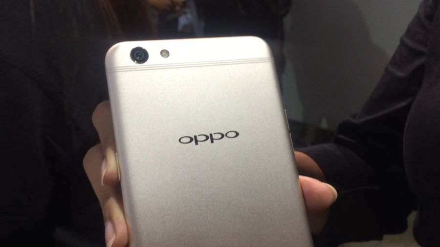 Menjajal Lensa 120 Derajat dari Oppo F3 Plus