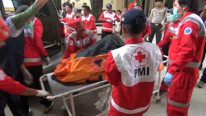 20 Jenazah Kapal Terbakar Tiba di RS Polri  