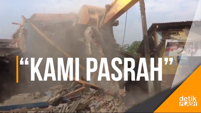 Puluhan Bangunan Liar di Cakung Ditertibkan, Warga Gigit Jari