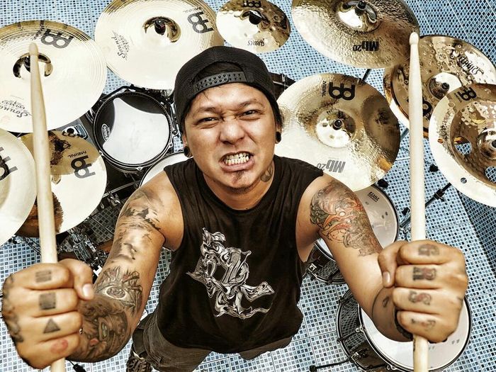 Gorust Mundur dari Deadsquad