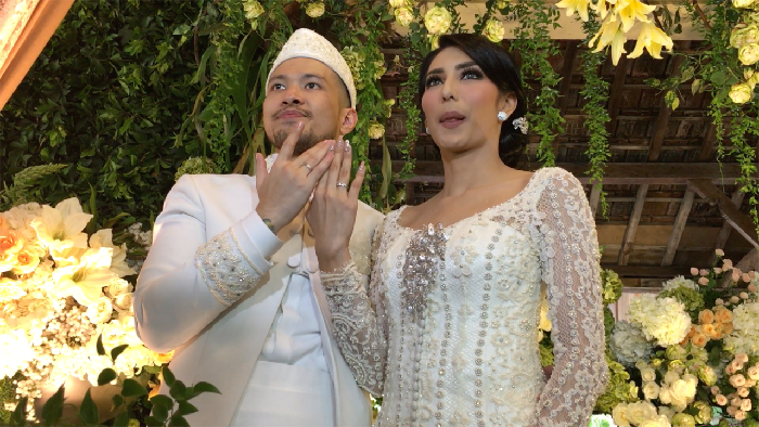 Tyas Mirasih dan Raden Muhamad Akan Bulan Madu ke Eropa