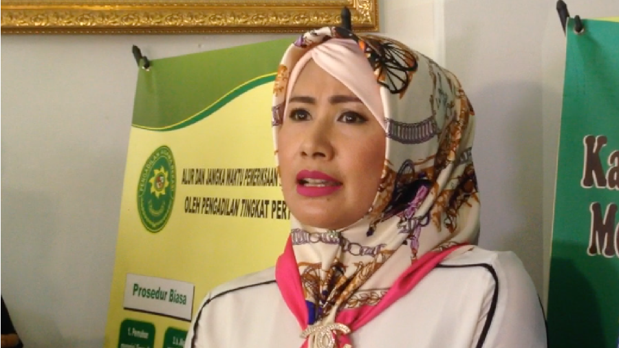 Suami Selingkuh, Istri Donny Kesuma Ikhlas