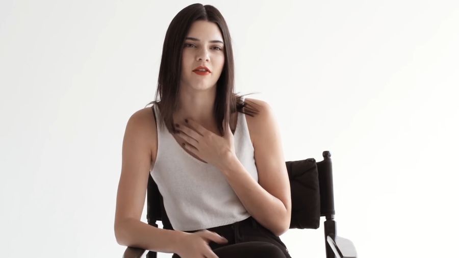 Dirampok, Kendall Jenner Curigai Orang Dalam