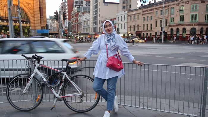 Hijabers Nigeria Sulap Dian Pelangi Jadi Barbie
