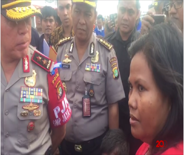 Curhat Seorang Ibu ke Kapolda Soal Penuhnya Penumpang Kapal