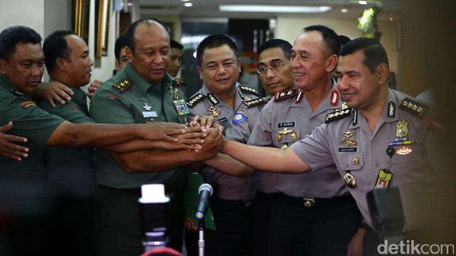 Kapolda dan Pangdam Tegaskan Masih Satu Komando
