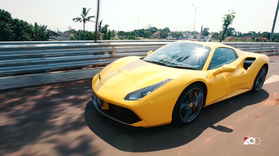 Ngebut Bareng Ferrari 488 Spider