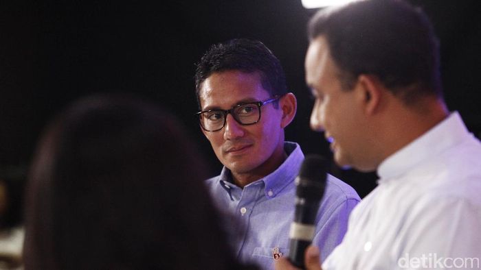 Blak-blakan: Analisa Anies Banyaknya Warga Miskin di Jakarta?