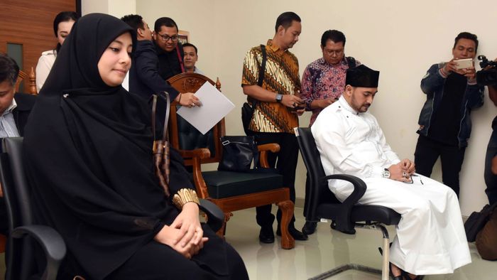 Ustaz Al Habsyi Sedih Cerai dari Istri