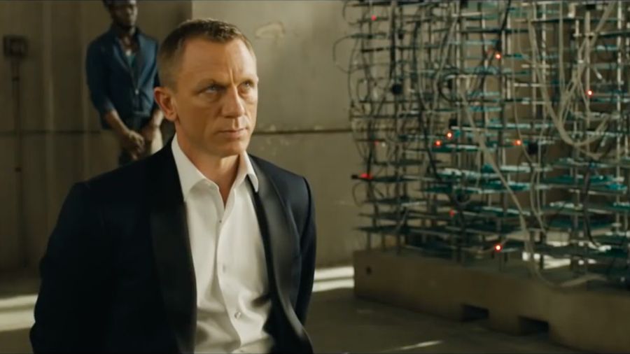 Karena Uang, Daniel Craig Mau Lagi Bintangi James Bond