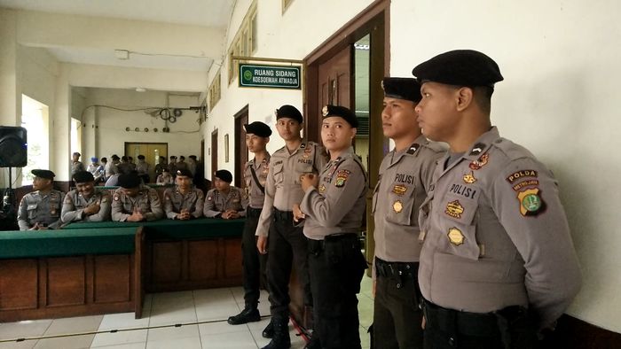 Suasana Ruang Sidang Jelang Putusan Sela Ahok