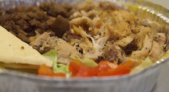 Menjajal The Halal Guys yang Super Ngehits