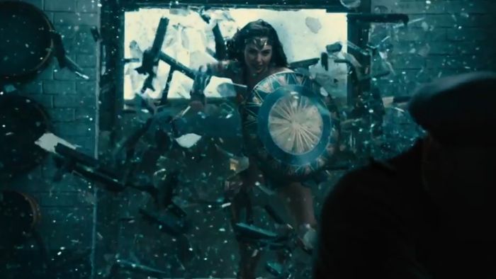 Payudara Kecil, Gal Gadot Dianggap Tak Pantas Jadi Wonder Woman