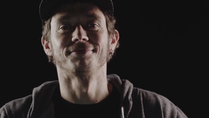 Gaya Santai Valentino Rossi Saat Liburan ke Labuan Bajo
